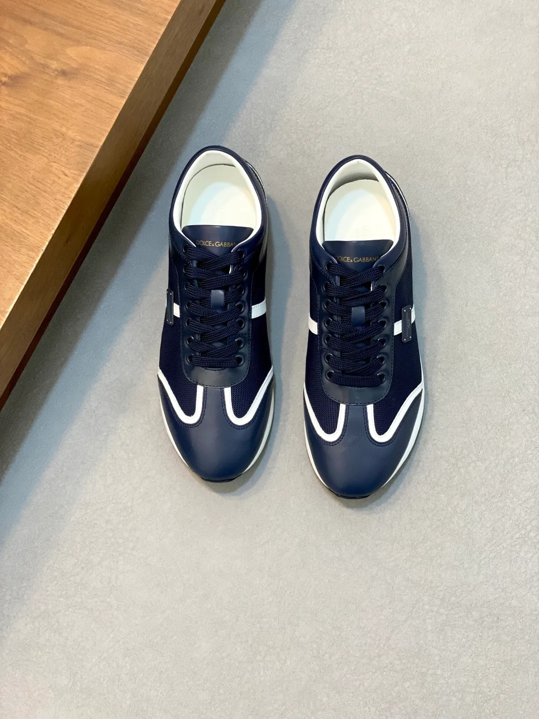Men's Men's Shoes💰840••Classic••Dolce&Gabbana••DG✔️High-end men's sports•casual shoes. Original goods from top counters. Original imported cowhide, multi-material splicing design ➕Imported cowhide lining, cowhide feet ➕Original TPR elastic outsole.  Size: 39-44 (38, 45 customized)